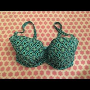 32G Swim Top